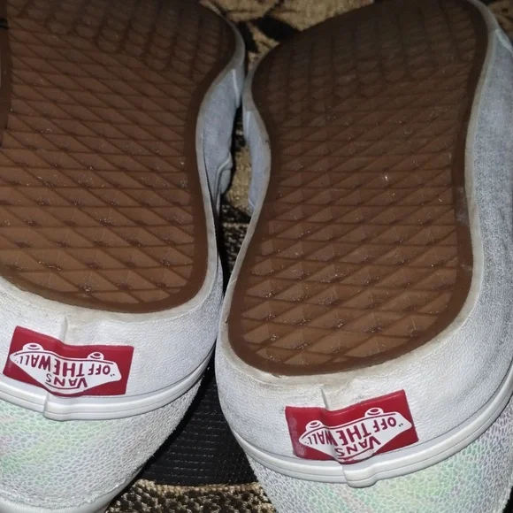 Vans Asher Deluxe Iridescent Slip-On Sneaker Size Women's 11 GUC - Picture 6 of 9